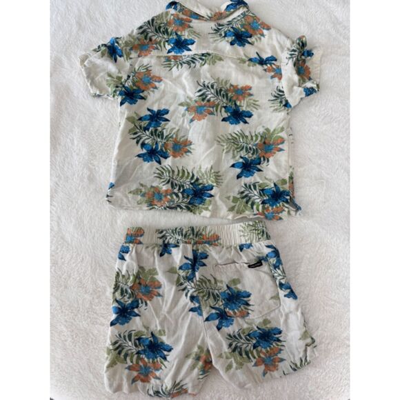 Volcom Toddler Boy's Shirt and Pant Hawaiian Set 3T - Picture 3 of 5
